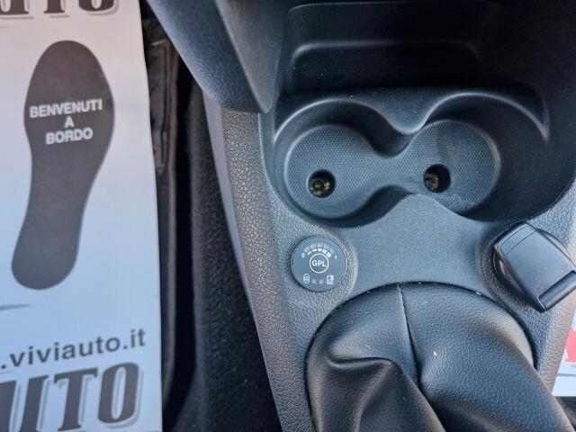 Dacia Sandero CON IMPIANTO GPL X NEOPATENTATI KM 98000