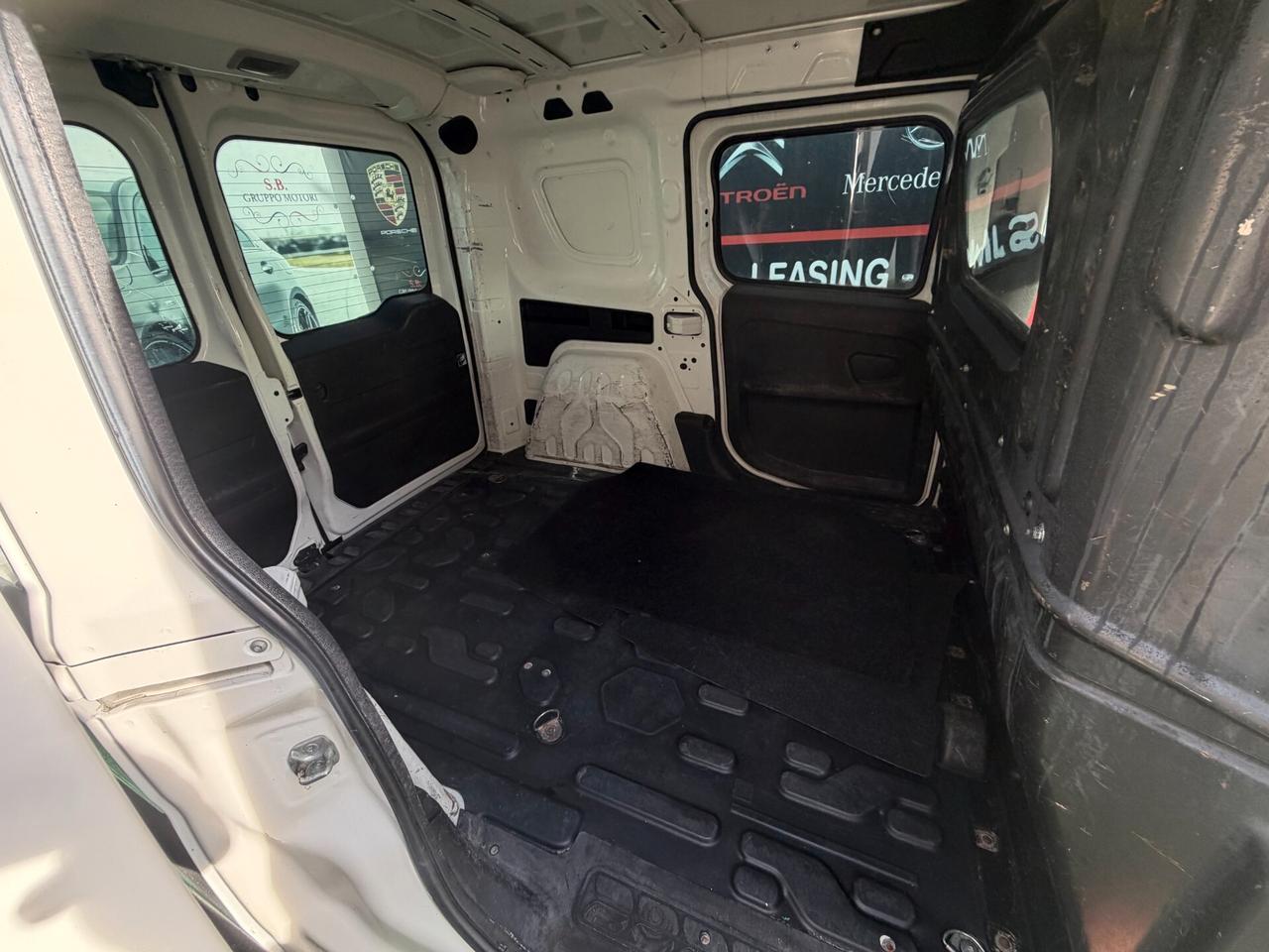 Fiat Doblo 2012 1.4 T-Jet Natural Power