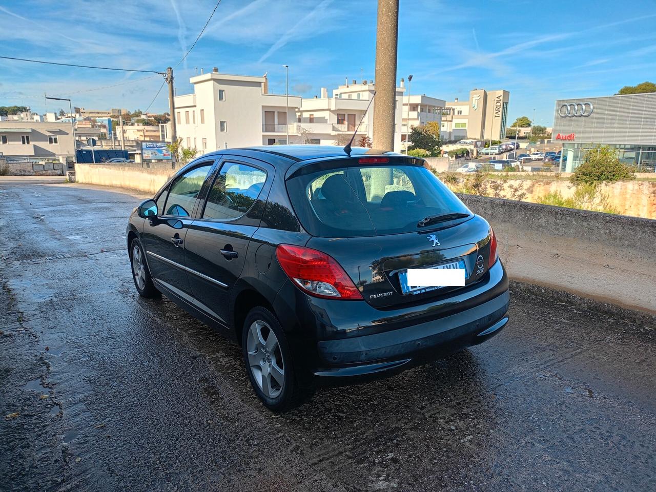 PEUGEOT 207 1600 DIESEL 130000KM UNICO PROPRIETARIO