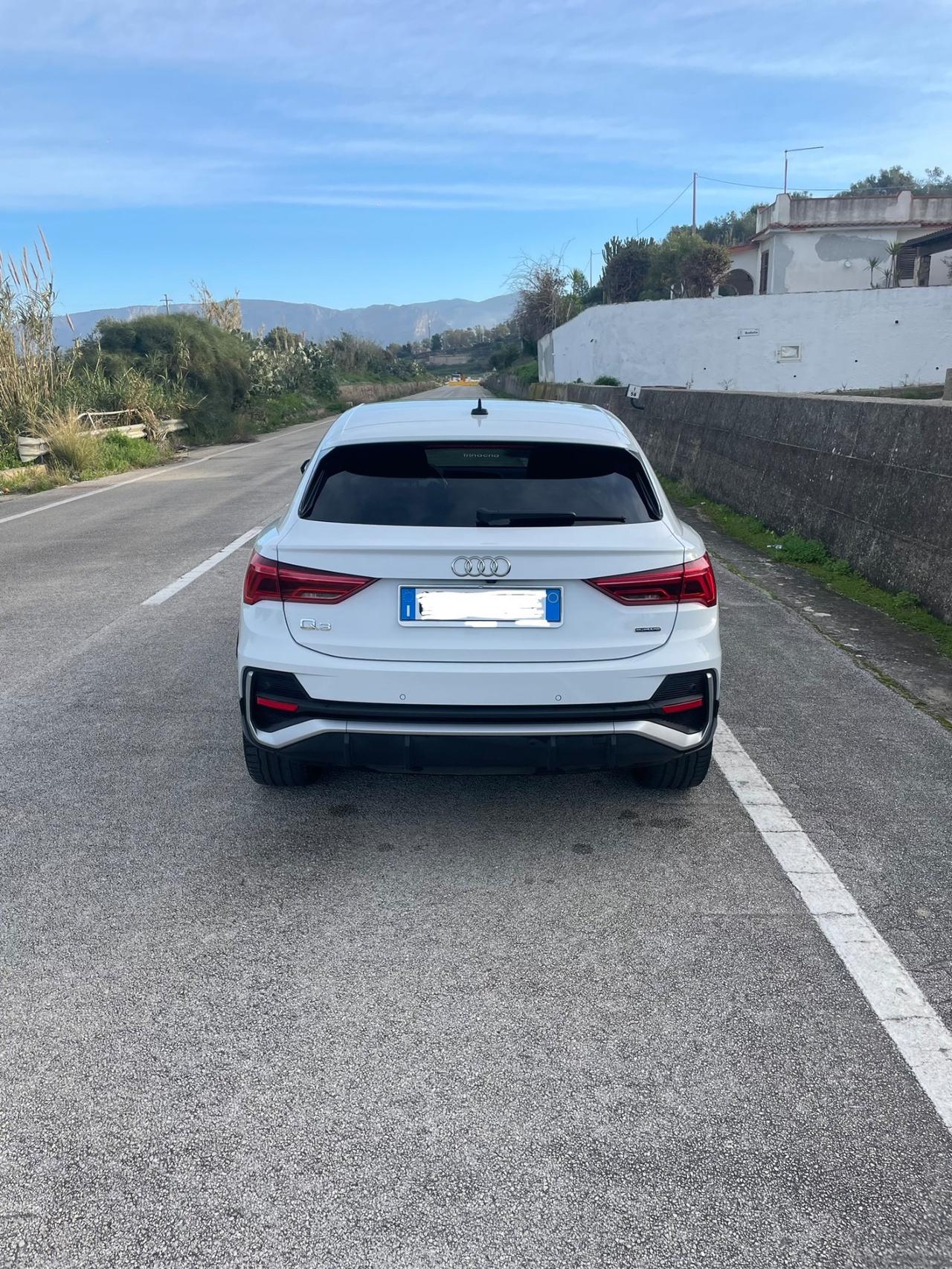AUDI Q3 SPORTBACK