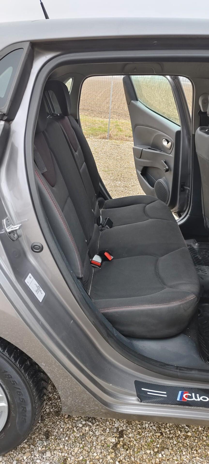 Renault Clio 1.2 75CV 5 porte Costume National