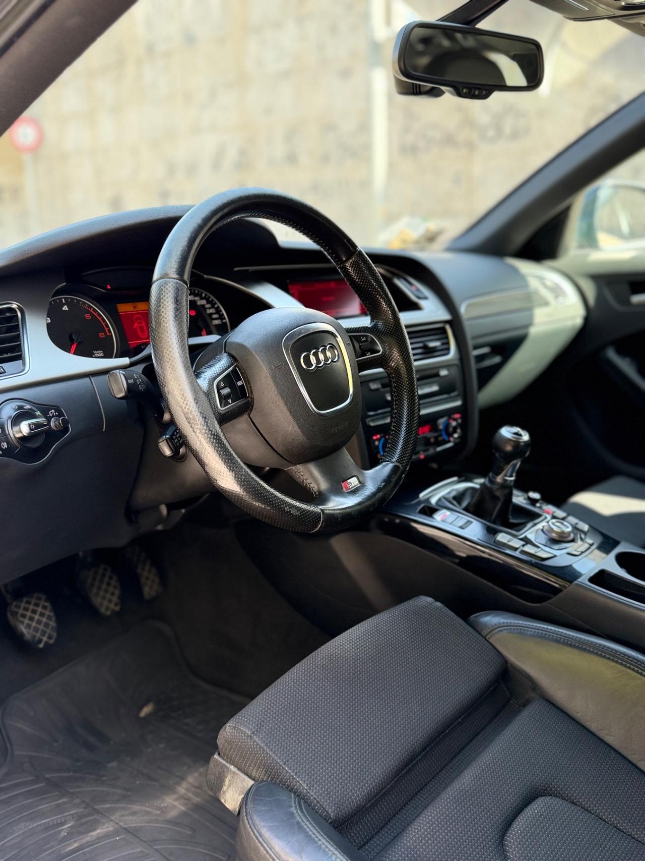 Audi A4 s-Line 2.0 TDI 143CV EURO 5 ok neopatentati