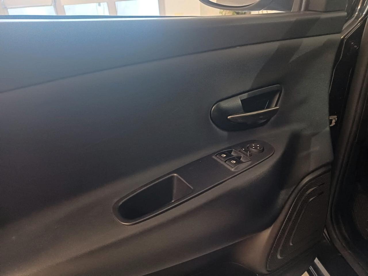 Lancia Ypsilon 1.3 MJT 16V 95 CV 5 porte S&S