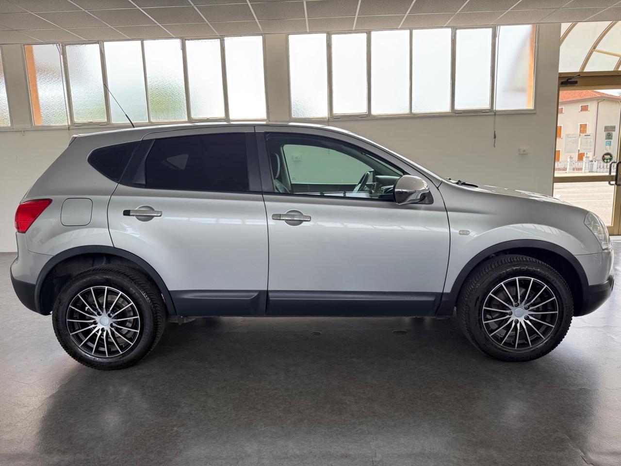 Nissan Qashqai 2.0 dCi DPF Tekna