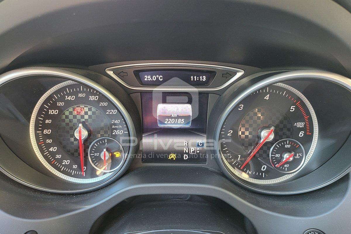 MERCEDES A 200 d Automatic Premium