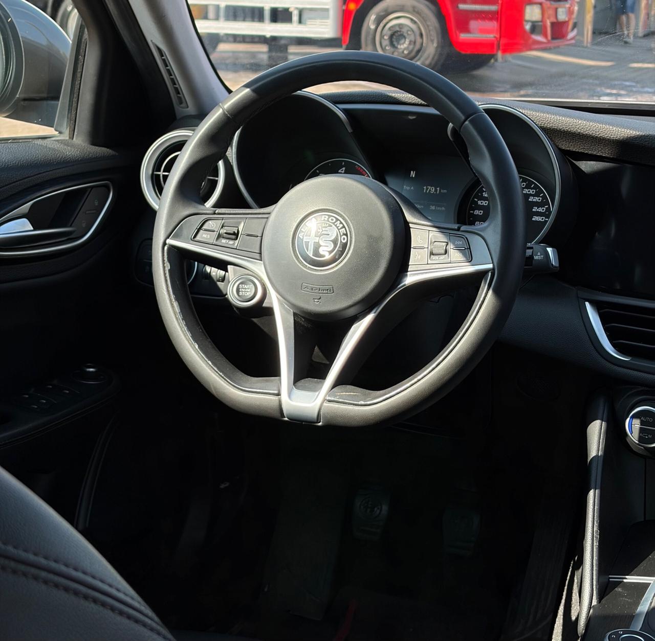 Alfa Romeo Giulia 2.2 Turbodiesel 180 CV Super UNIPRO