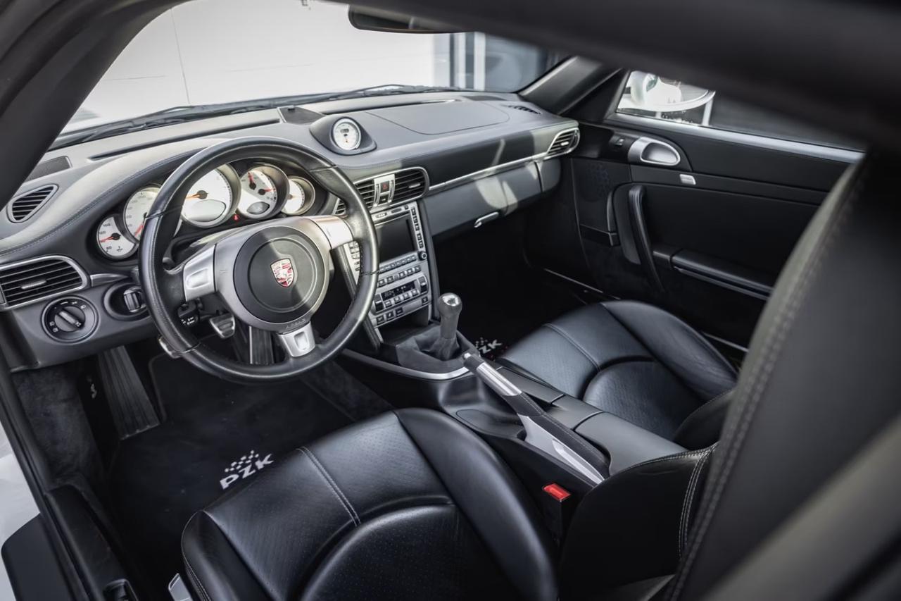 Porsche 911 Carrera 4S Coupé