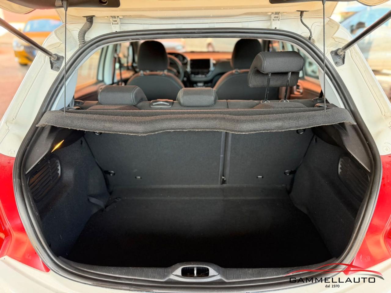 Peugeot 208 1.4D Allure 68cv
