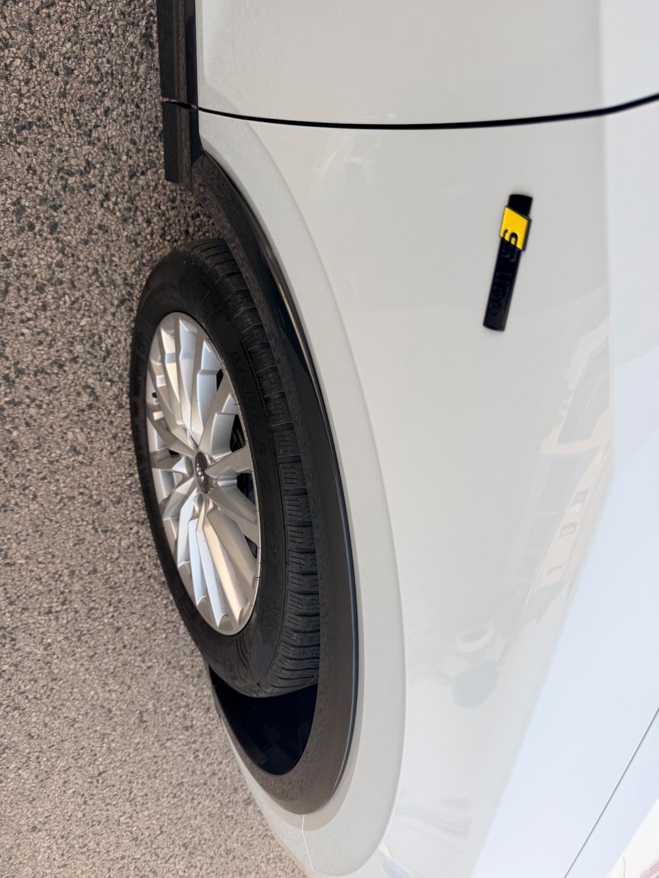 Audi Q2 30 TDI Business Design