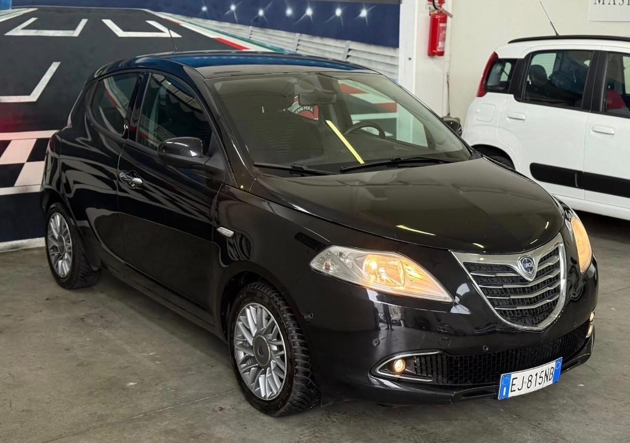 Lancia Ypsilon 1.0.9 85 CV 5 porte GPL