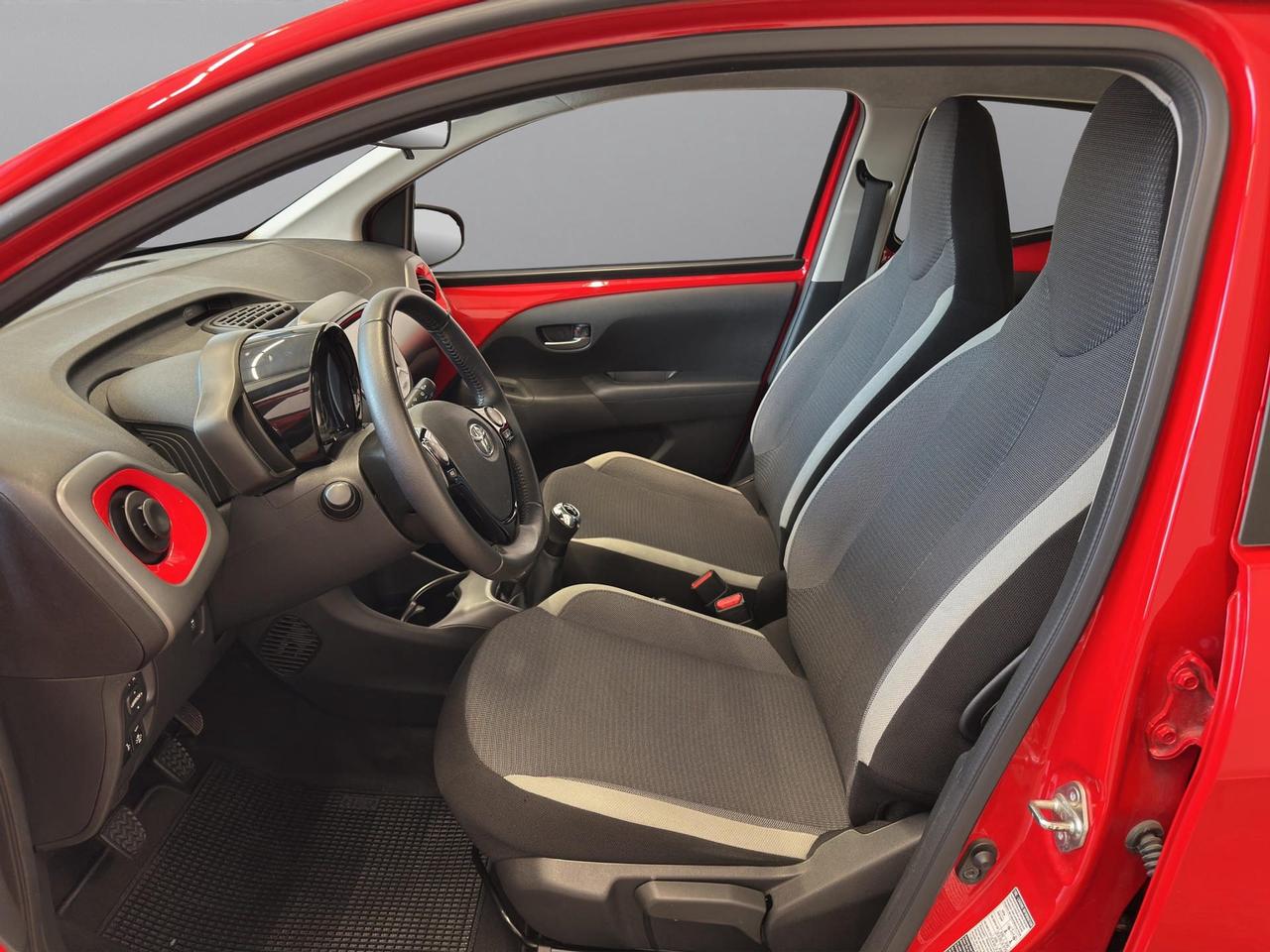 Toyota Aygo 5p 1.0 x-fun 72cv