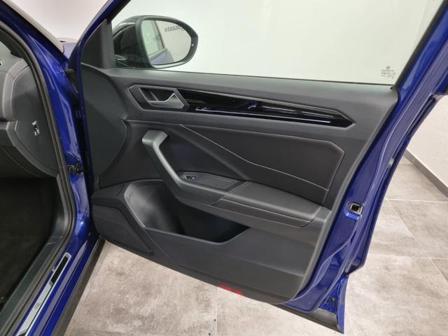 VOLKSWAGEN T-Roc 1.5 TSI ACT DSG R-Line