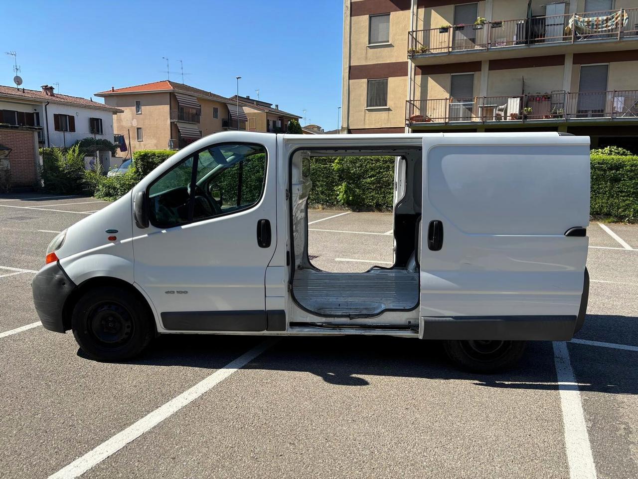 Renault Trafic 1.9 dCi IVA compresa