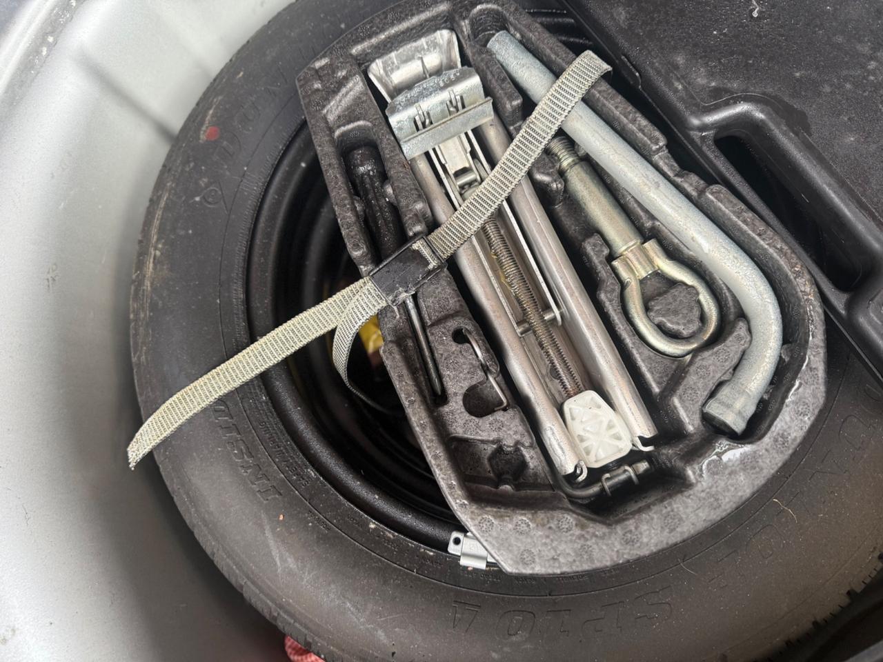 Volkswagen Polo 1.4 5P. 2009 POCHI KM NEOPATENTATI