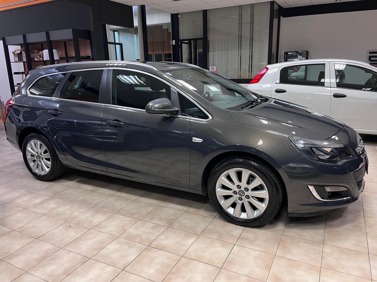 Opel Astra - 2014 1.7 CDTI 130CV 118.000 KM