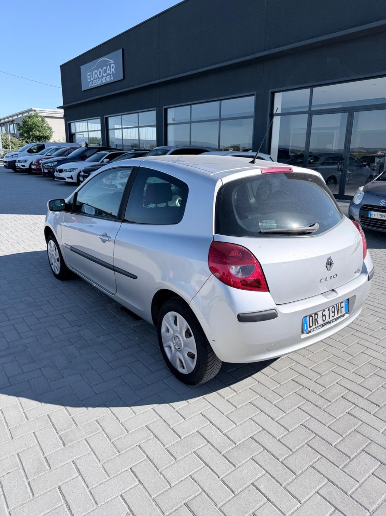 Renault Clio Storia 1.2 3p. Gran Confort Van