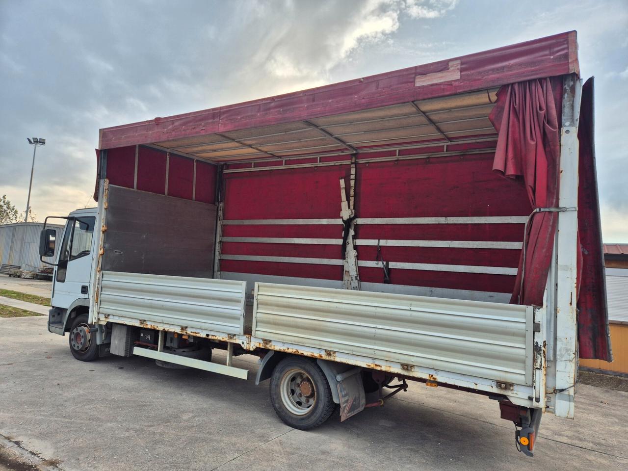 Iveco eurocargo 80E18