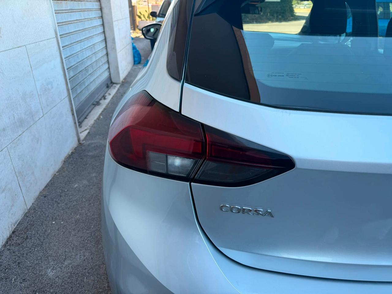 Opel Corsa 1.2 Elegance