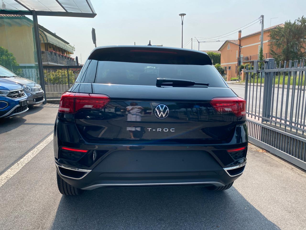 Volkswagen T-Roc 2.0 TDI SCR Style - OK NEOPATENTATI