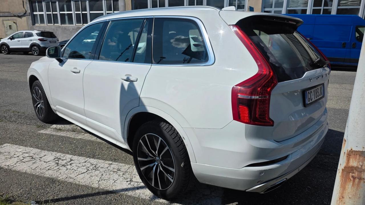 Volvo XC 90 XC90 B5 (d) AWD Geartronic Momentum