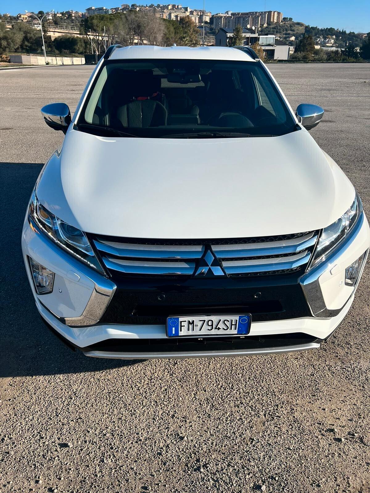 MITSUBISHI ECLIPSE CROSS 1.5 TURBO 4WD AUT. INSTYLE SDA