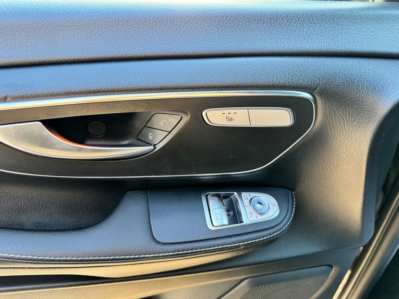 Mercedes-benz V 220 d Automatic Premium Extralong