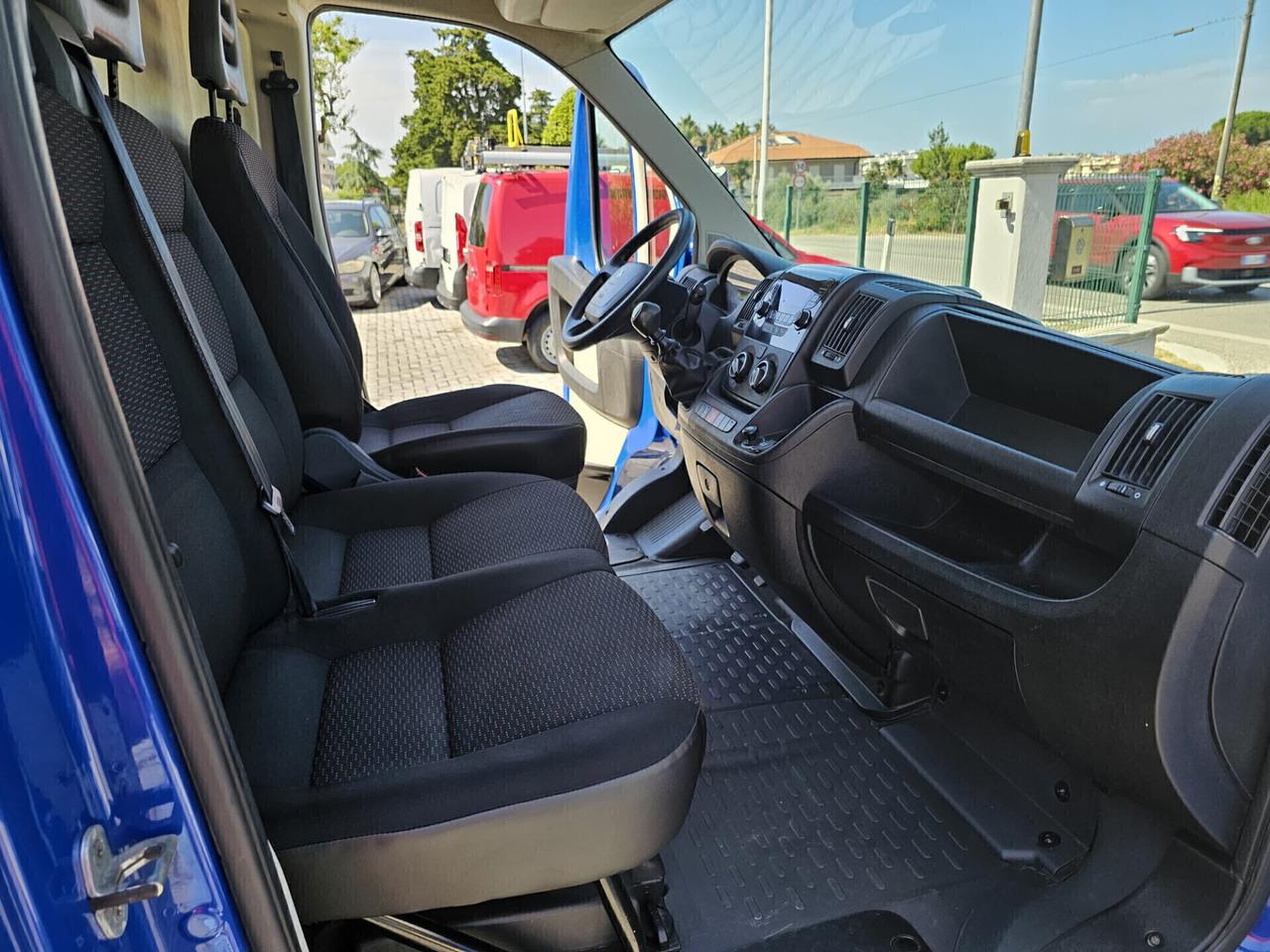 Peugeot Boxer 333 2.0 BlueHDi 130CV PM-TN