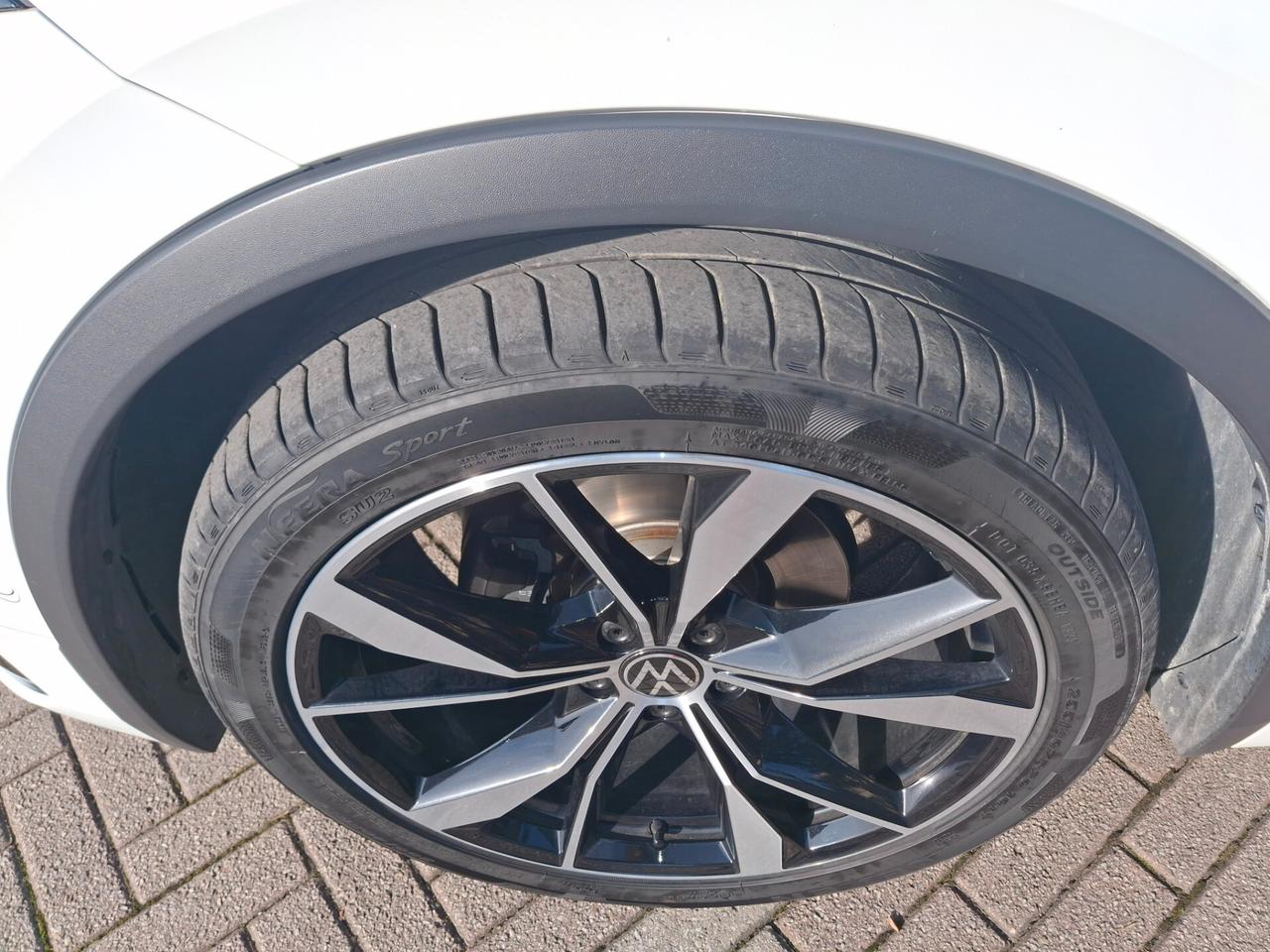 Volkswagen Tiguan 2.0 TDI 150 CV DSG R-Line -unico proprietario