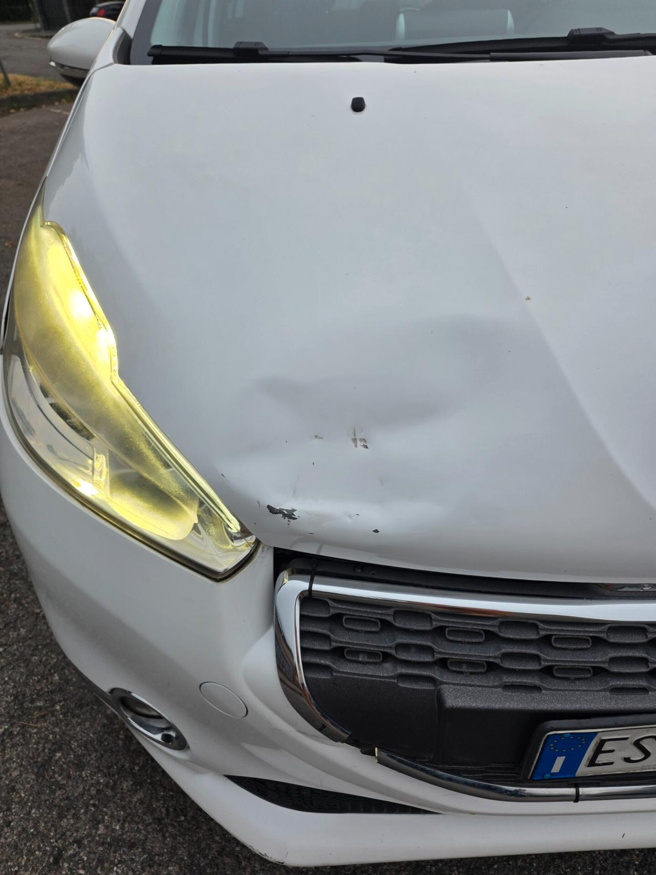 Peugeot 208 1.4 HDi 68 CV 5 porte Active