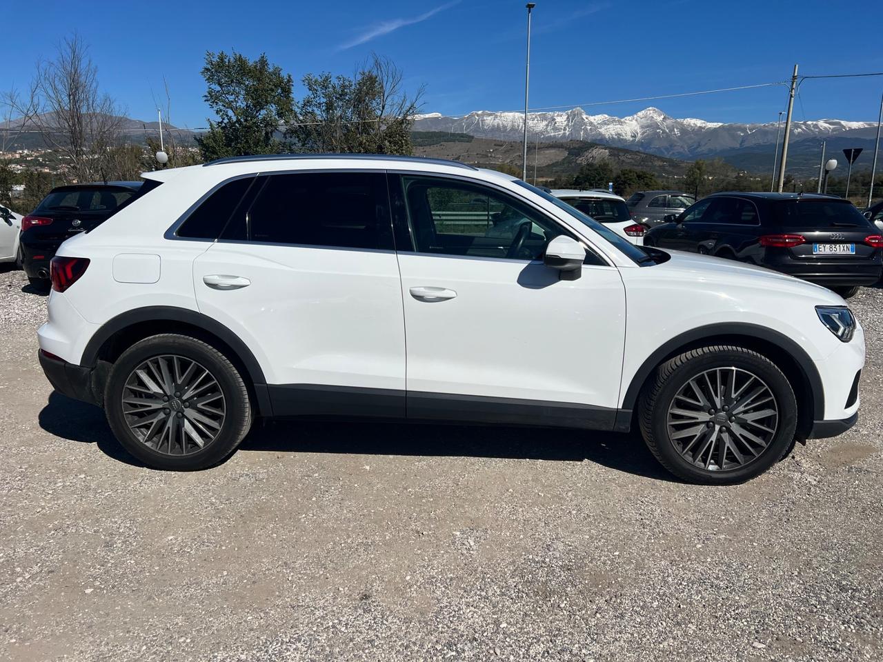 Audi Q3 35 TDI quattro S tronic Business Advanced