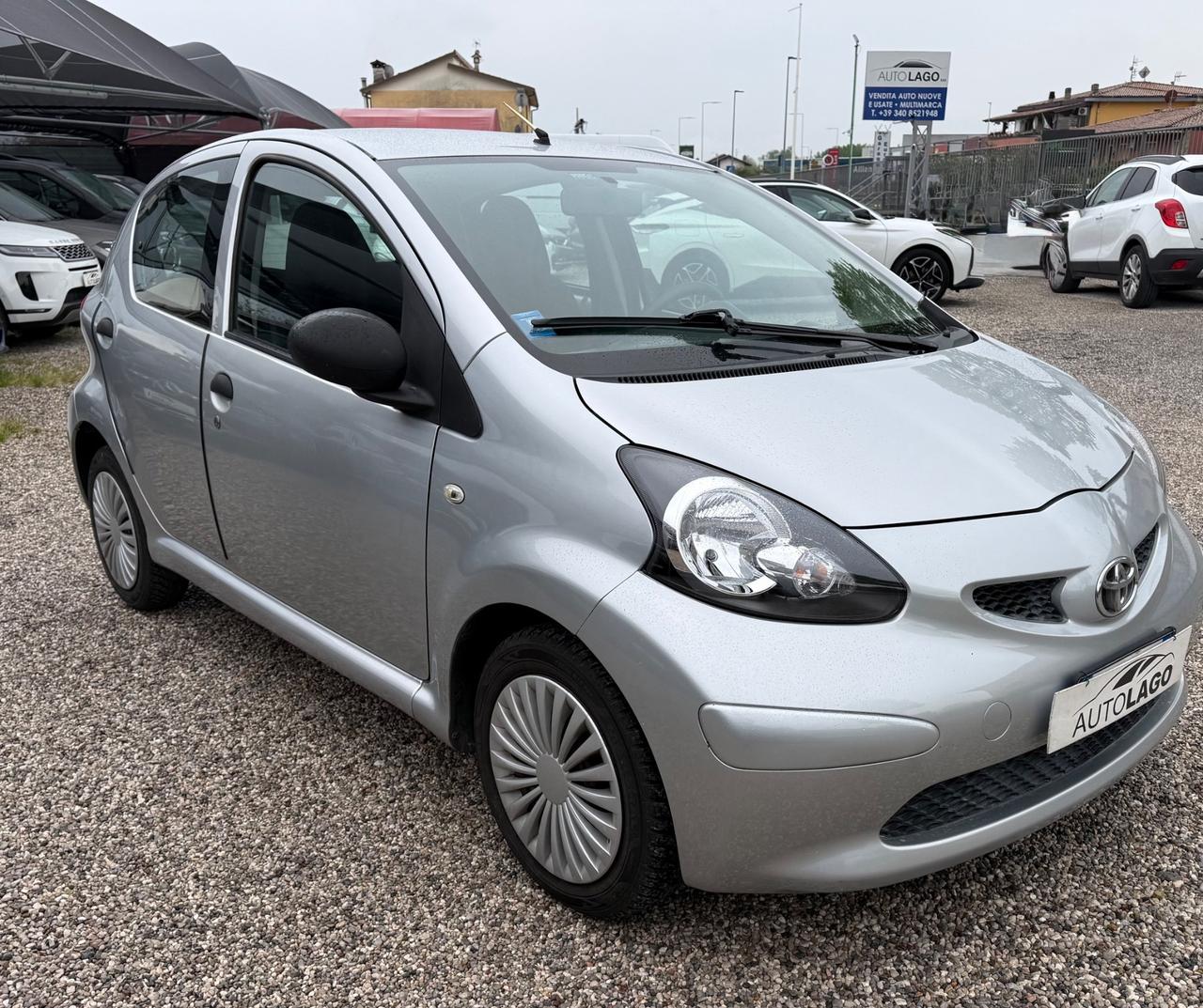 Toyota Aygo 1.0 12V VVT-i 5 porte Sol