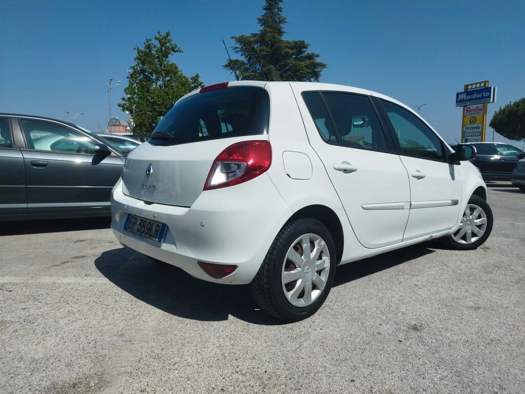 Renault Clio 1.2 16V 5 porte GPL Dynamique