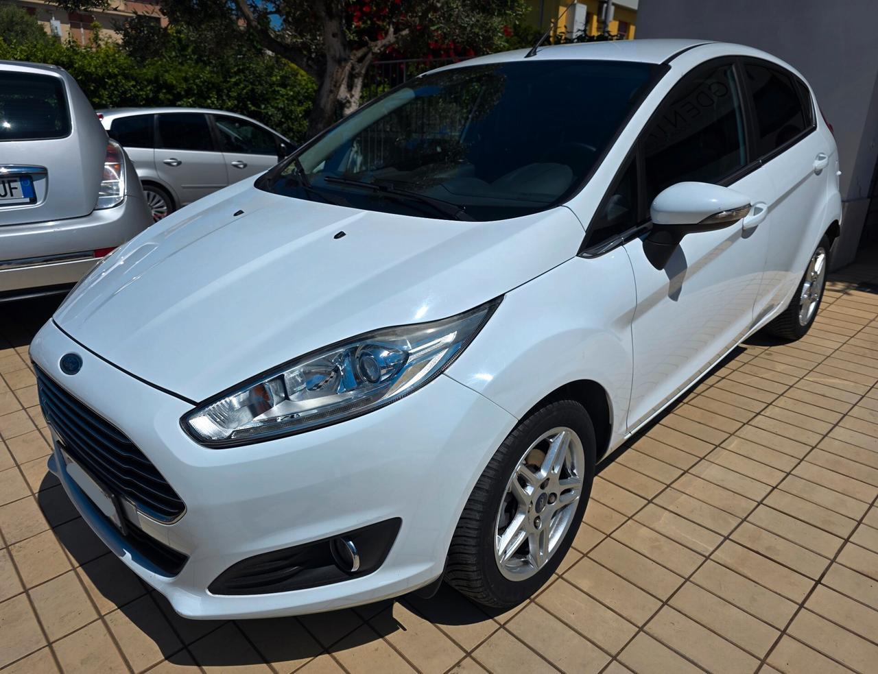 Ford Fiesta 1.4 5p. Bz.- GPL Titanium