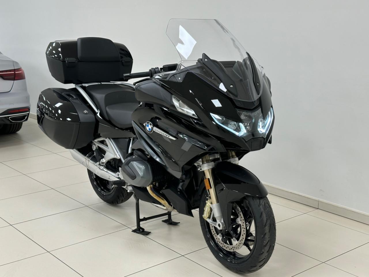 BMW R 1250 RT Triple Black KM 3000 - 2024