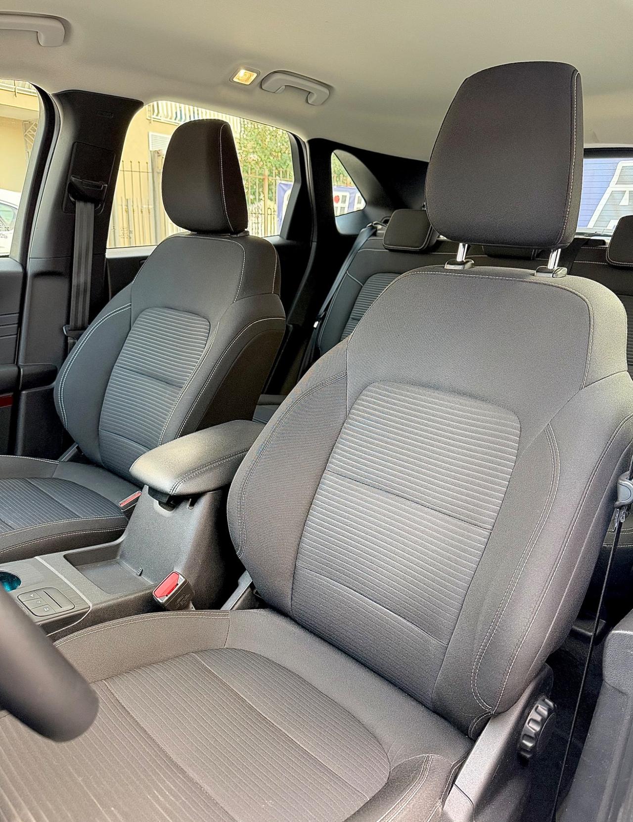 Ford Kuga PACCHETTO DI 2 AUTO:ANNUNCIO RIVOLTO A COMMERCIANTI