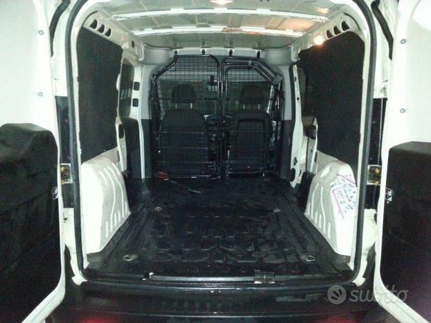 Fiat Doblo 1.4 T-Jet Nat.Pow. Maxi Lamierato SX