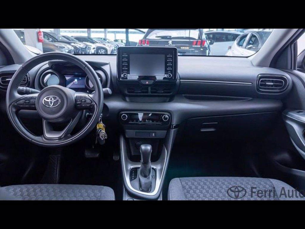 TOYOTA Yaris 1.5h trend del 2021