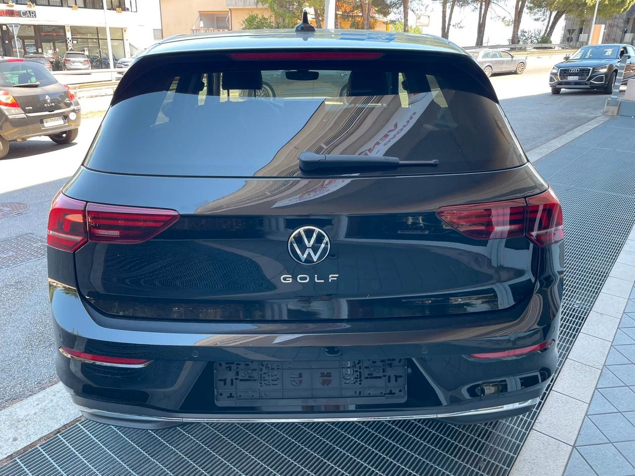 Volkswagen Golf 2.0 TDI 115 CV SCR Life