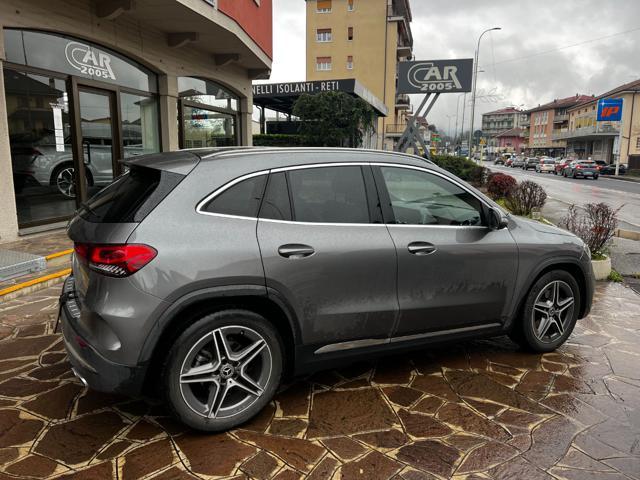 MERCEDES-BENZ GLA 200 Automatic Premium