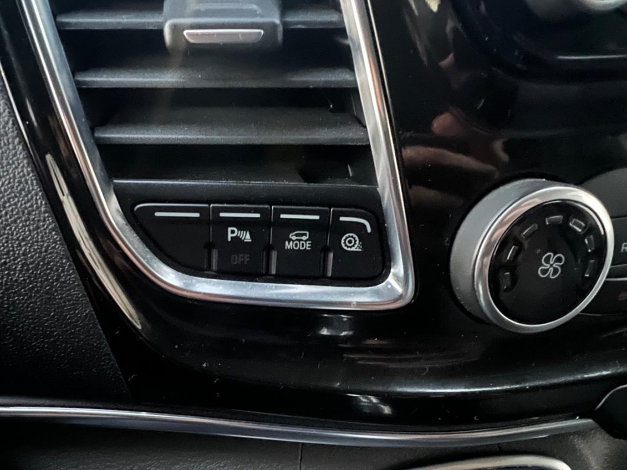 FORD TOURNEO CUSTOM 2.0 DIESEL IBRIDO 8 POSTI UNICO PROPRIETARIO PERFETTO