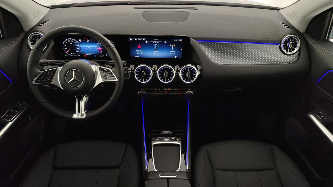 Mercedes-Benz GLA 200 d automatic