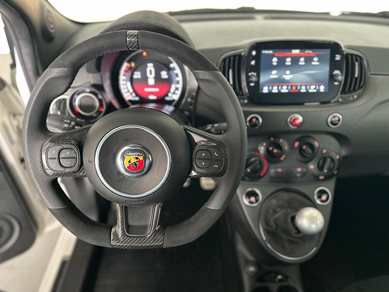 Abarth 695 1.4 180 CV KM0 2023