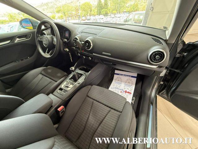 AUDI A3 SPB 1.6 TDI 116 CV Business