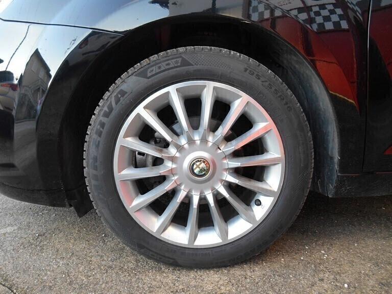 Alfa Romeo MiTo 1.4 70 CV X NEOPATENTATI
