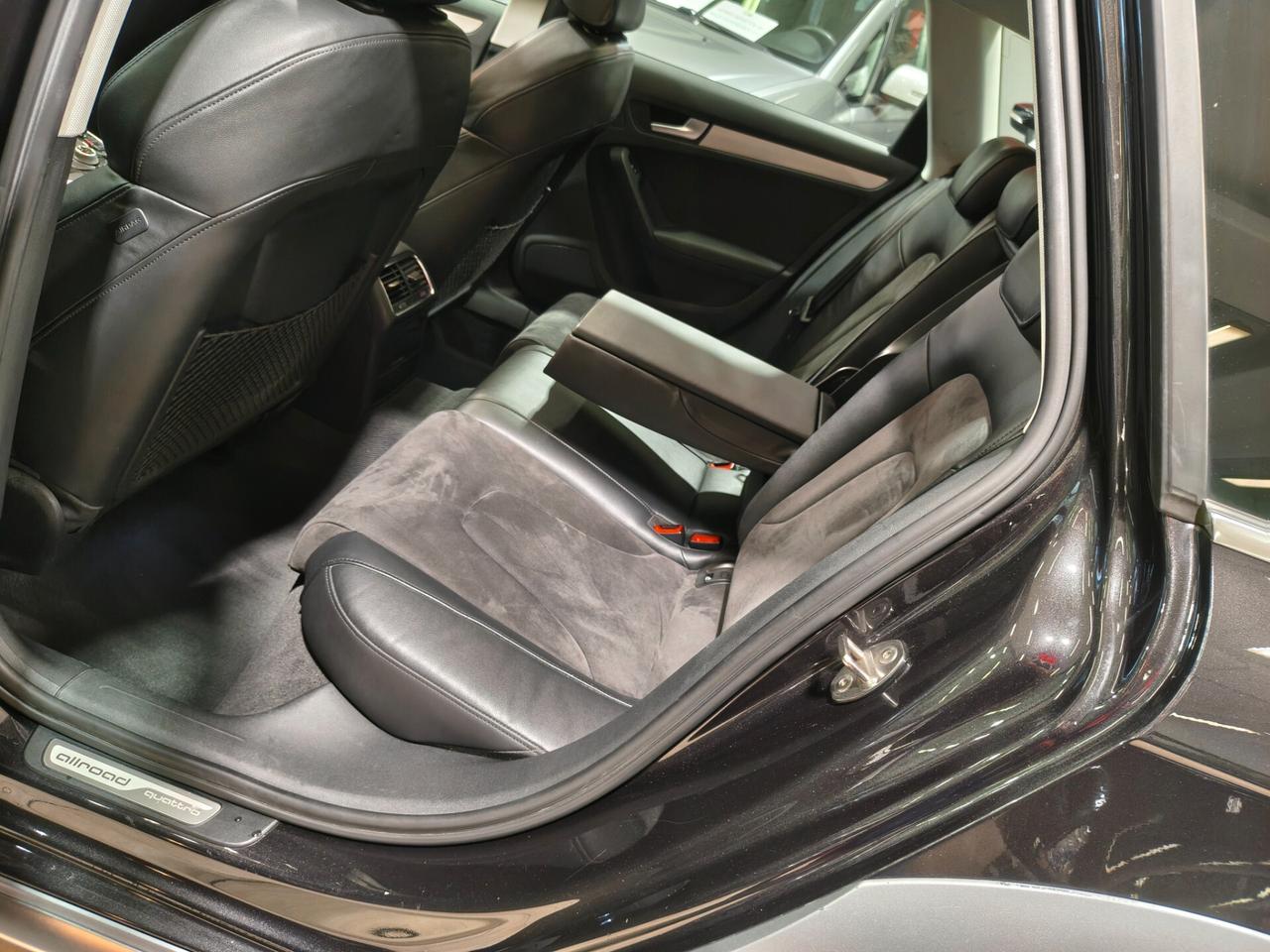 Audi A4 allroad 3.0 V6 TDI S tronic GANCIO TRAINO