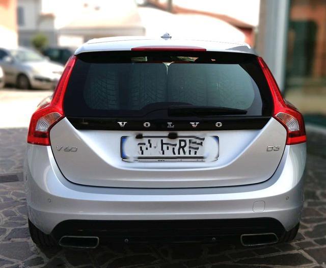 VOLVO V60 D3 Momentum