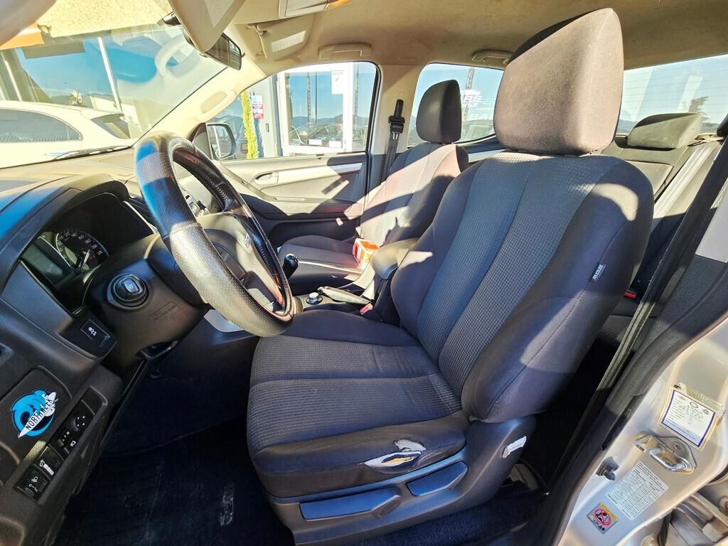 Isuzu D-Max 2.5 TDI 163CV SOLAR 4WD