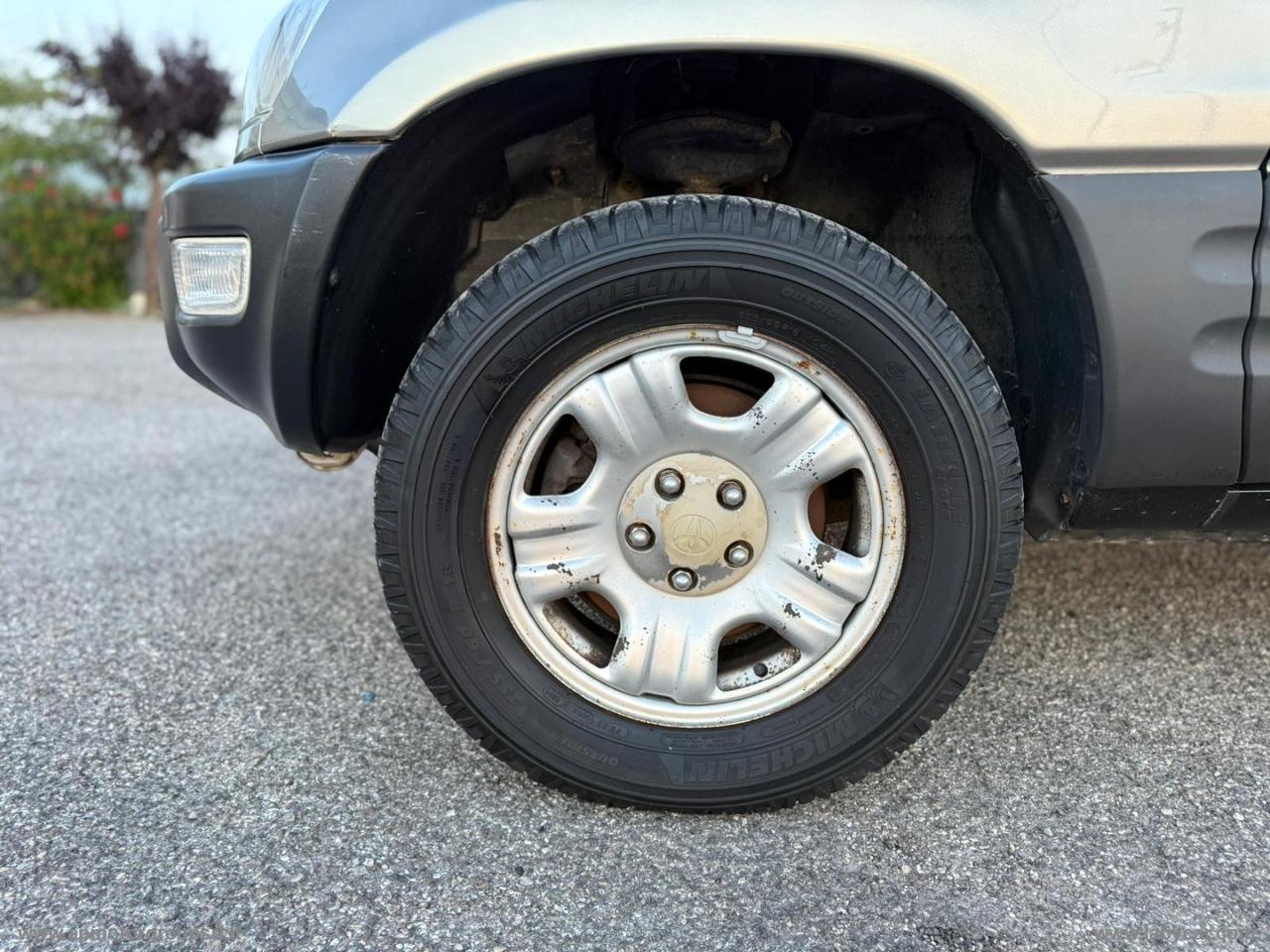 TOYOTA RAV4 2.0 3p. Fun