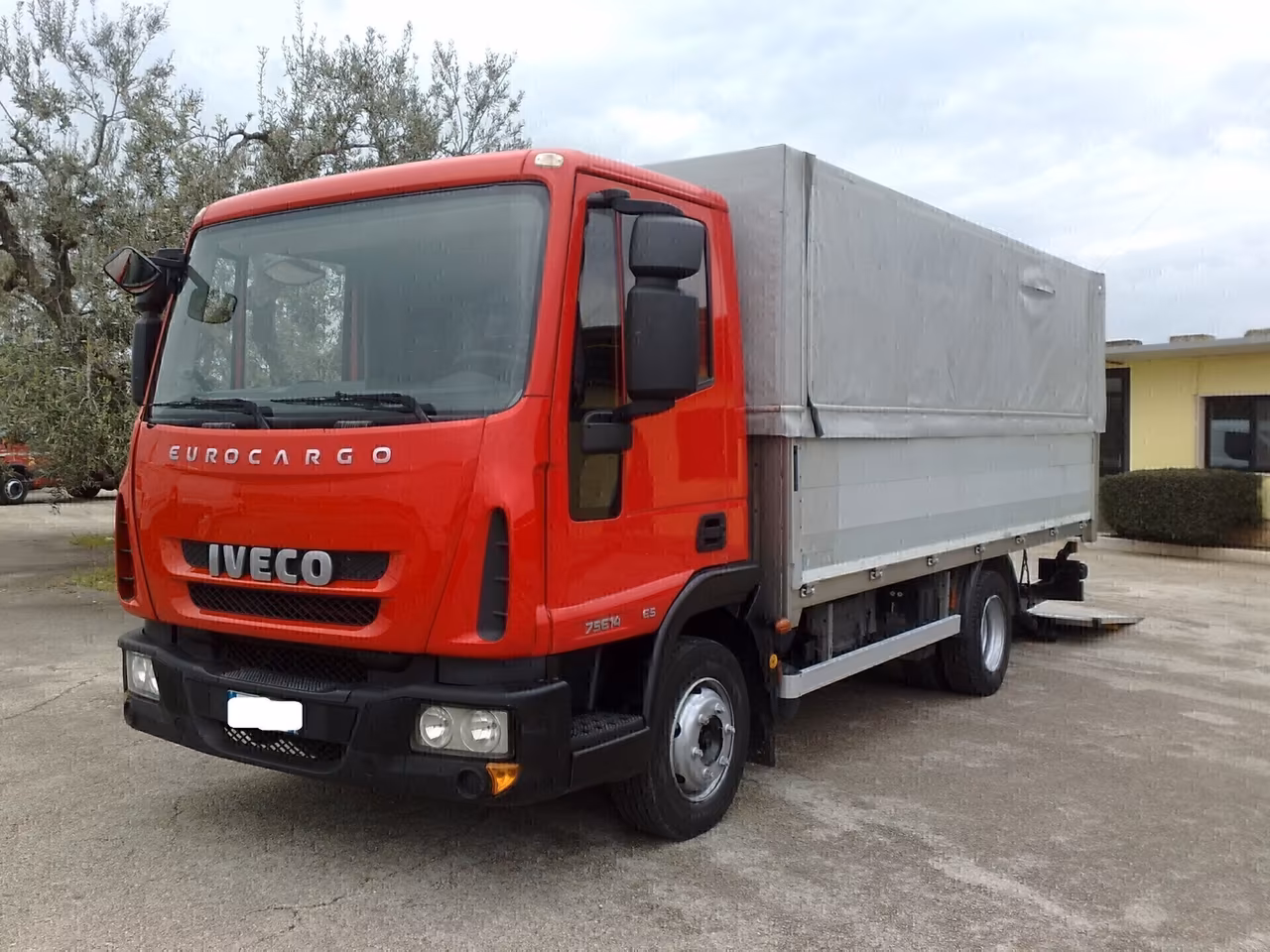 Iveco 75E14 CENTINA ALZA-ABBASSA + SPONDA - 2012