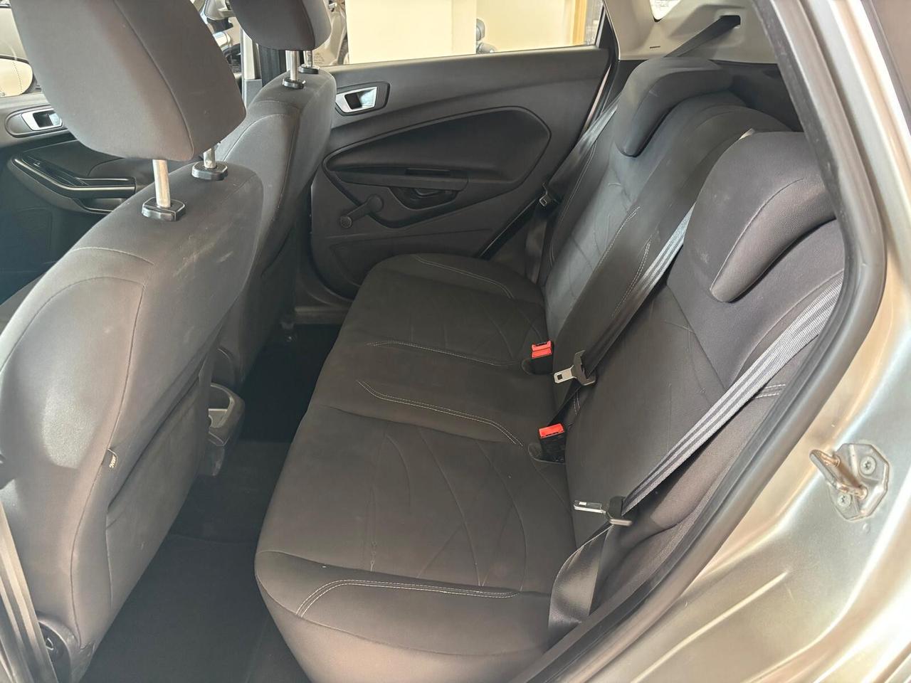 FORD FIESTA ANNO 2014 DS 1.5 ADATTA NEOPATENTATI KM 132 MILA